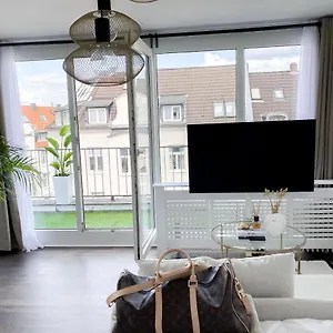 Apartment Dani Stylish Minimal Innercity Terrace, Köln