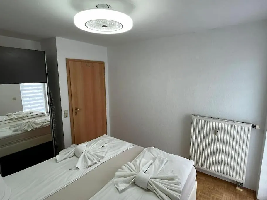 Central Aparment In Popular Neighborhood Keulen Duitsland